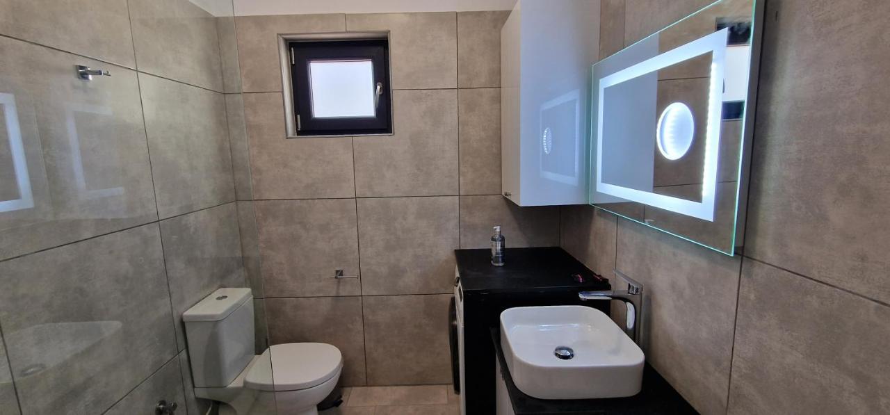 Casa Di Olive, All Seasons Accommodation Goudhouros Bagian luar foto