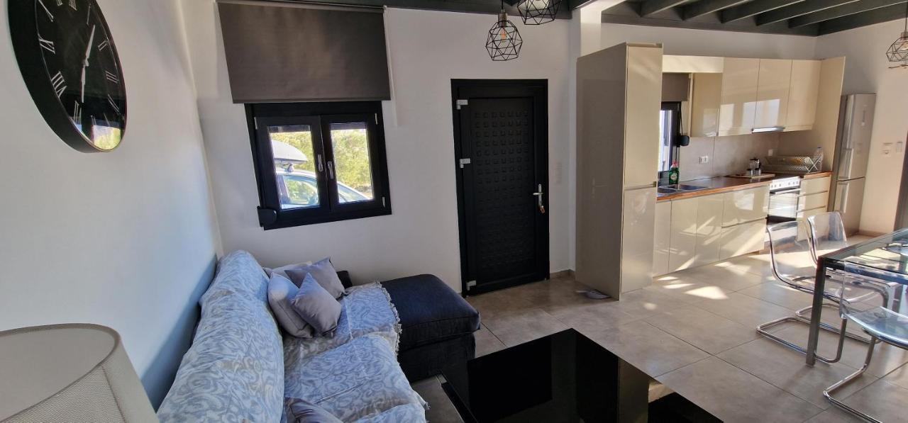 Casa Di Olive, All Seasons Accommodation Goudhouros Bagian luar foto